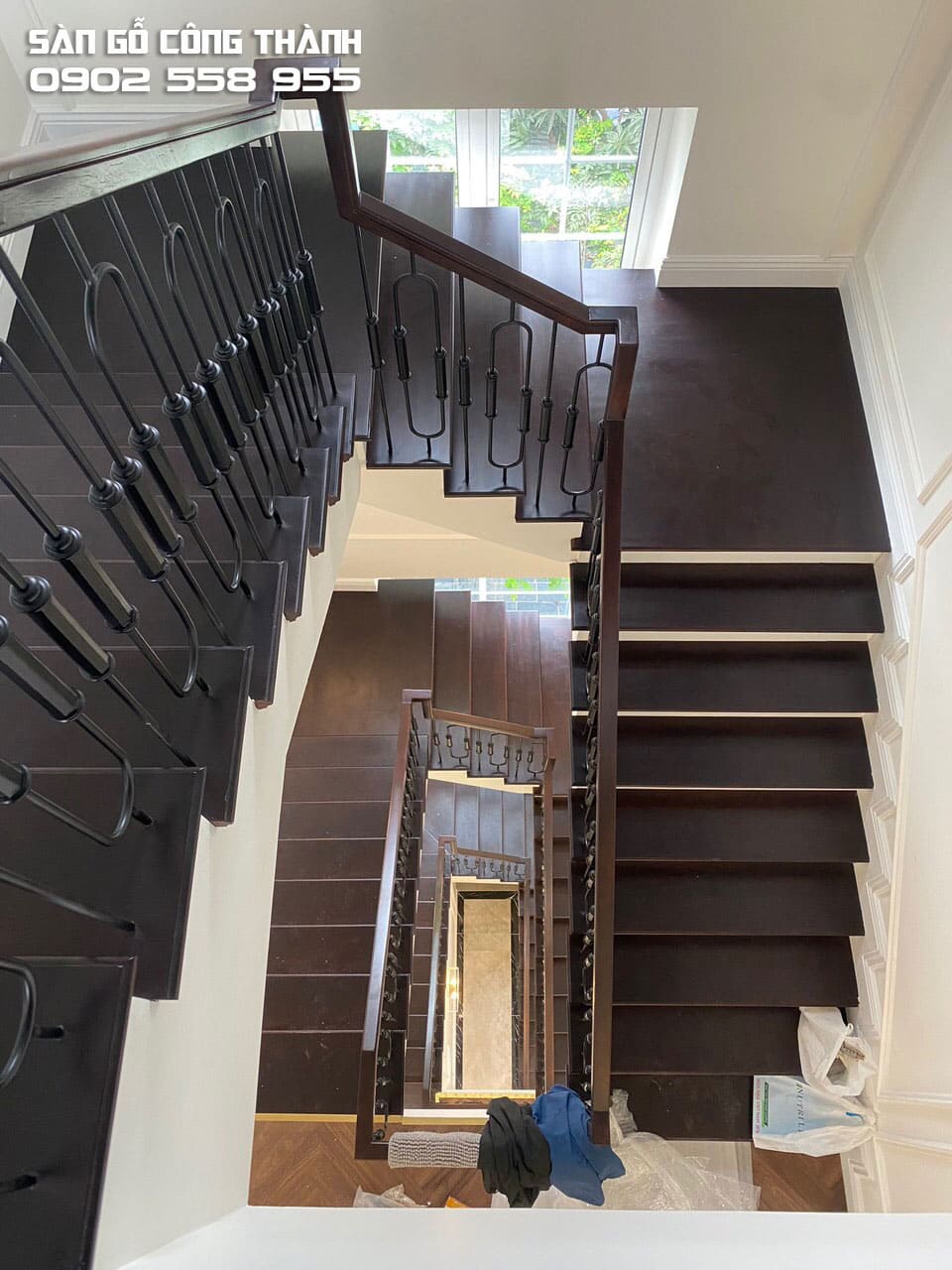 Cầu thang gỗ Chiu Liu 02