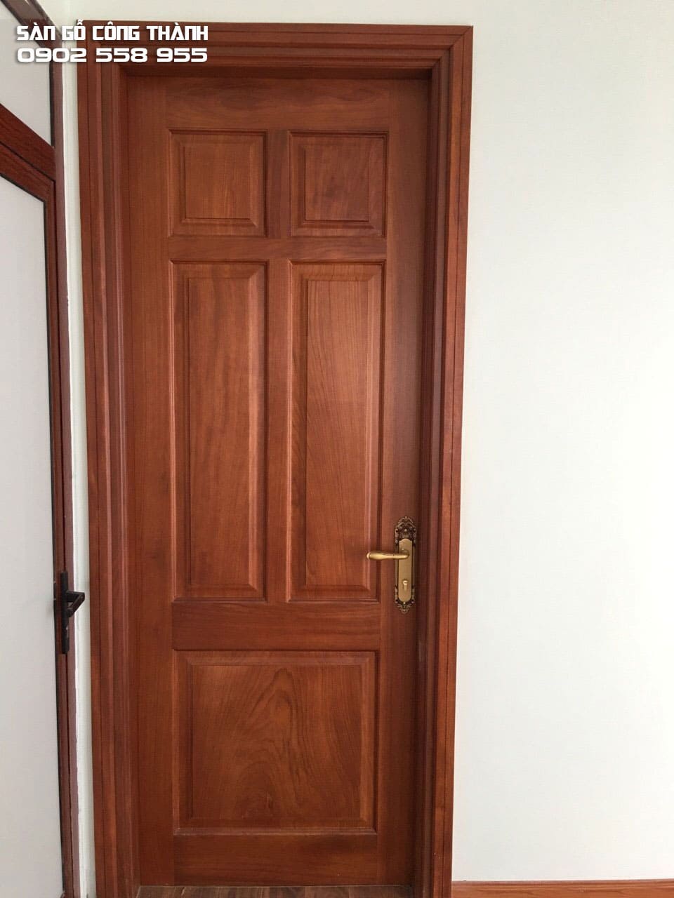 Cửa gỗ 06